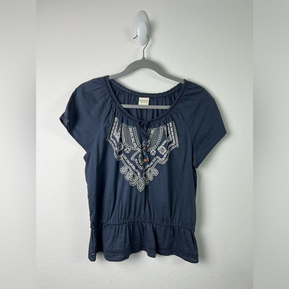 Sonoma Life + Style Navy White Embroidered Boho Peasant Short Sleeve Top